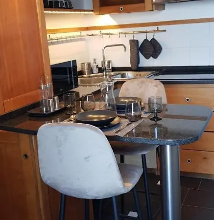 Albero Maestro On Bussana Seaside San Remo